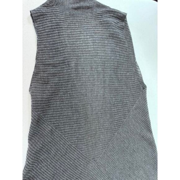 "EILEEN FISHER" Open Front Sleeveless Cardigan Vest 100% Wool Sweater Shawl Warm - Picture 9 of 9